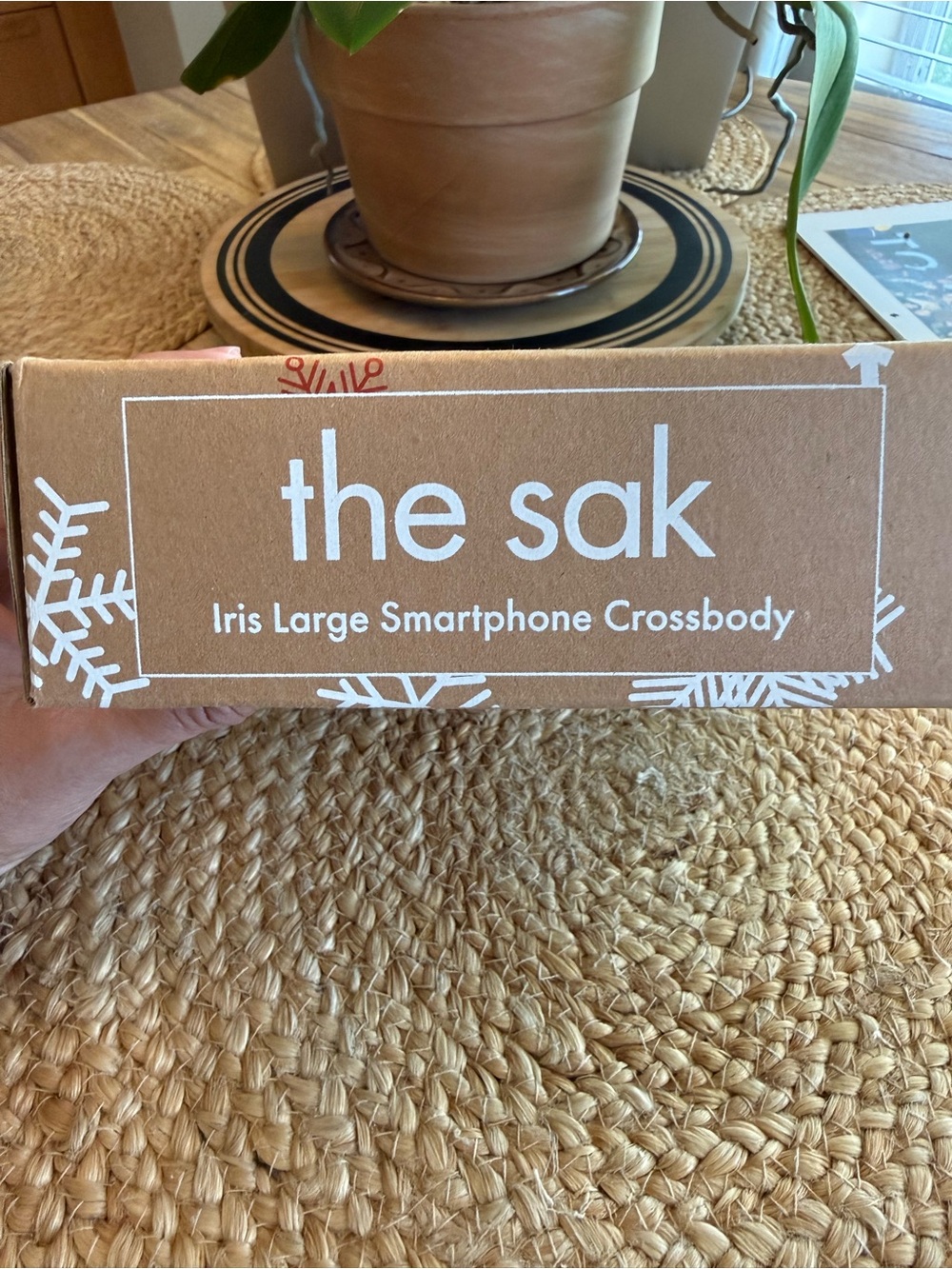 The Sak Brown smart phone Crossbody Wallet with Detachable Strap. - Picture 5 of 7